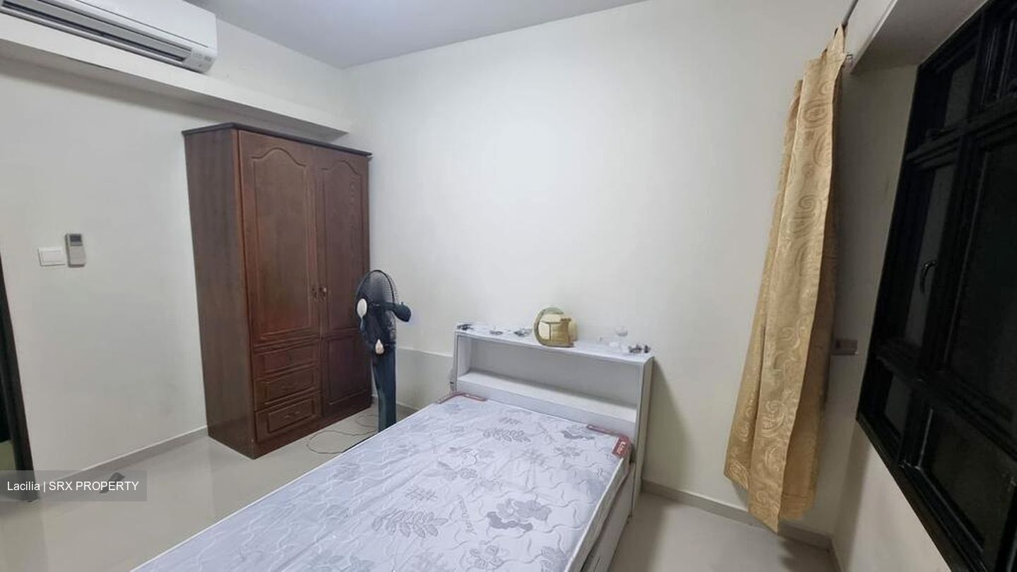 Blk 220C Linear Green @ Bedok (Bedok), HDB 4 Rooms #497833911